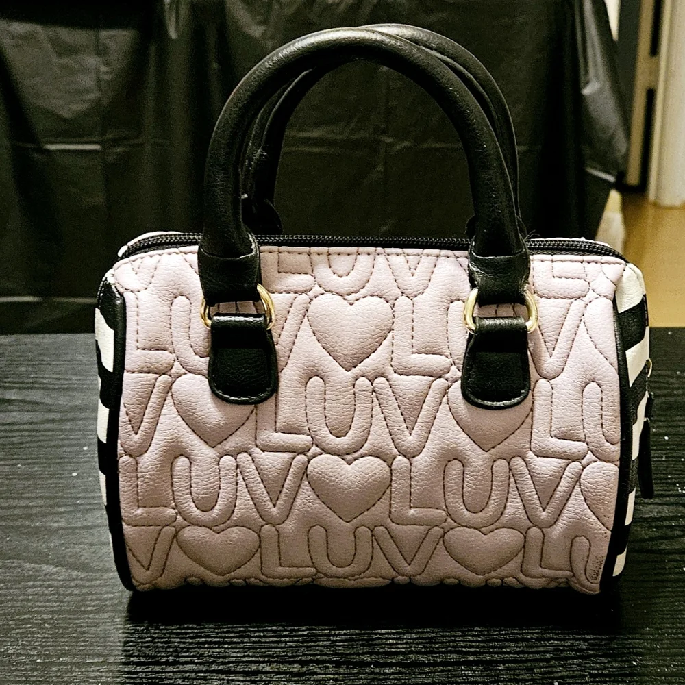 Betsey Johnson Girls Luv Pink and Black Small Handbag 8x6x4
